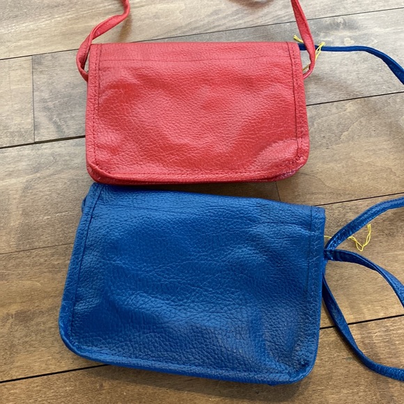 New Small Crossbody Bag with Mirror- Red or Blue - Picture 2 of 8